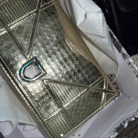 Gold chrome handbag - Picture 2 of 4